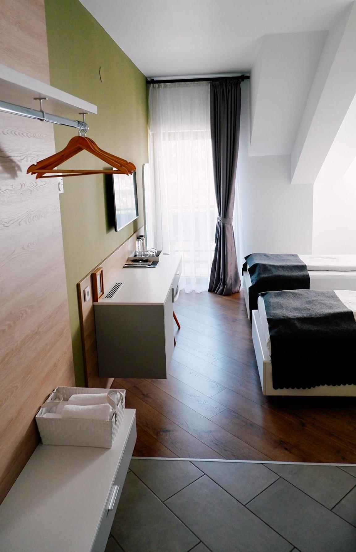 Casa M Hotel Oradea Exterior photo